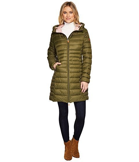 13 Women's Puffer Jackets That Don't Add Bulk