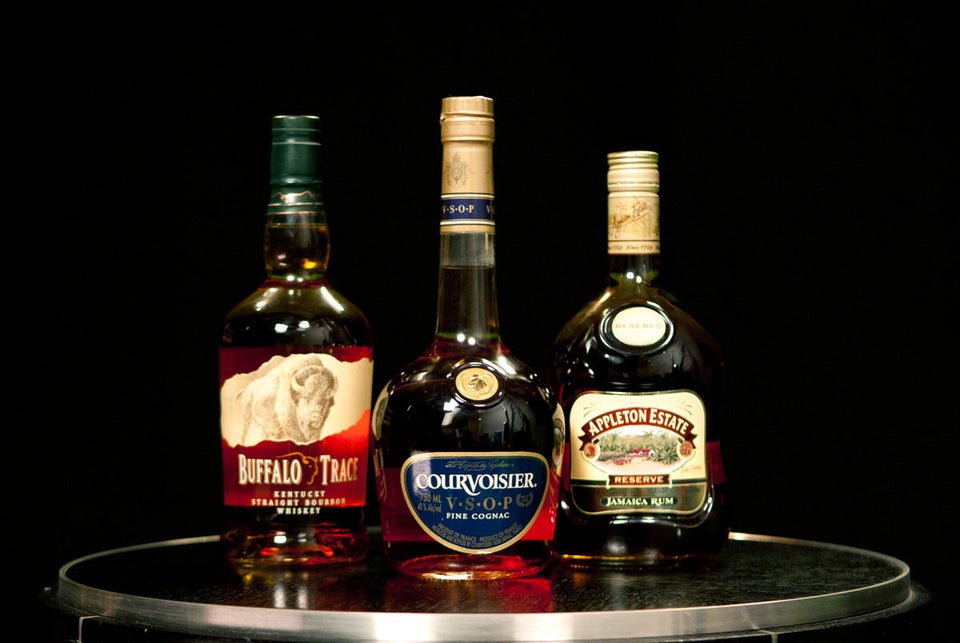 Best Alcohol for Eggnog: Brandy, Bourbon, or Rum?