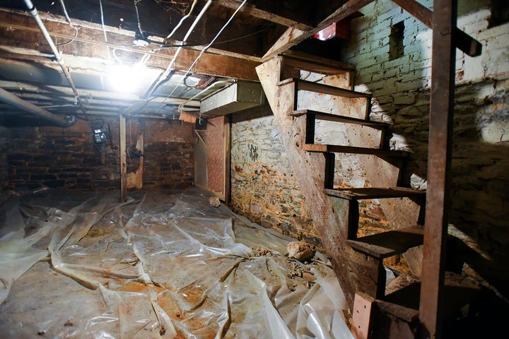 <p>Darlene Summerville partly blames a moldy dirt basement for triggering her children’s asthma flare-ups.</p>