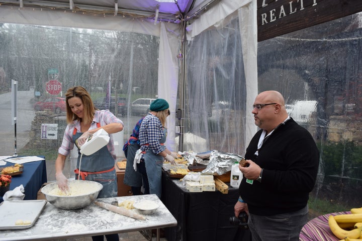 <p>Carrie Morey of Callie’s Hot Little Biscuit (Charleston, SC) makes another batch of goodness while Richard Gruica of Captivating Croatia approves.</p>