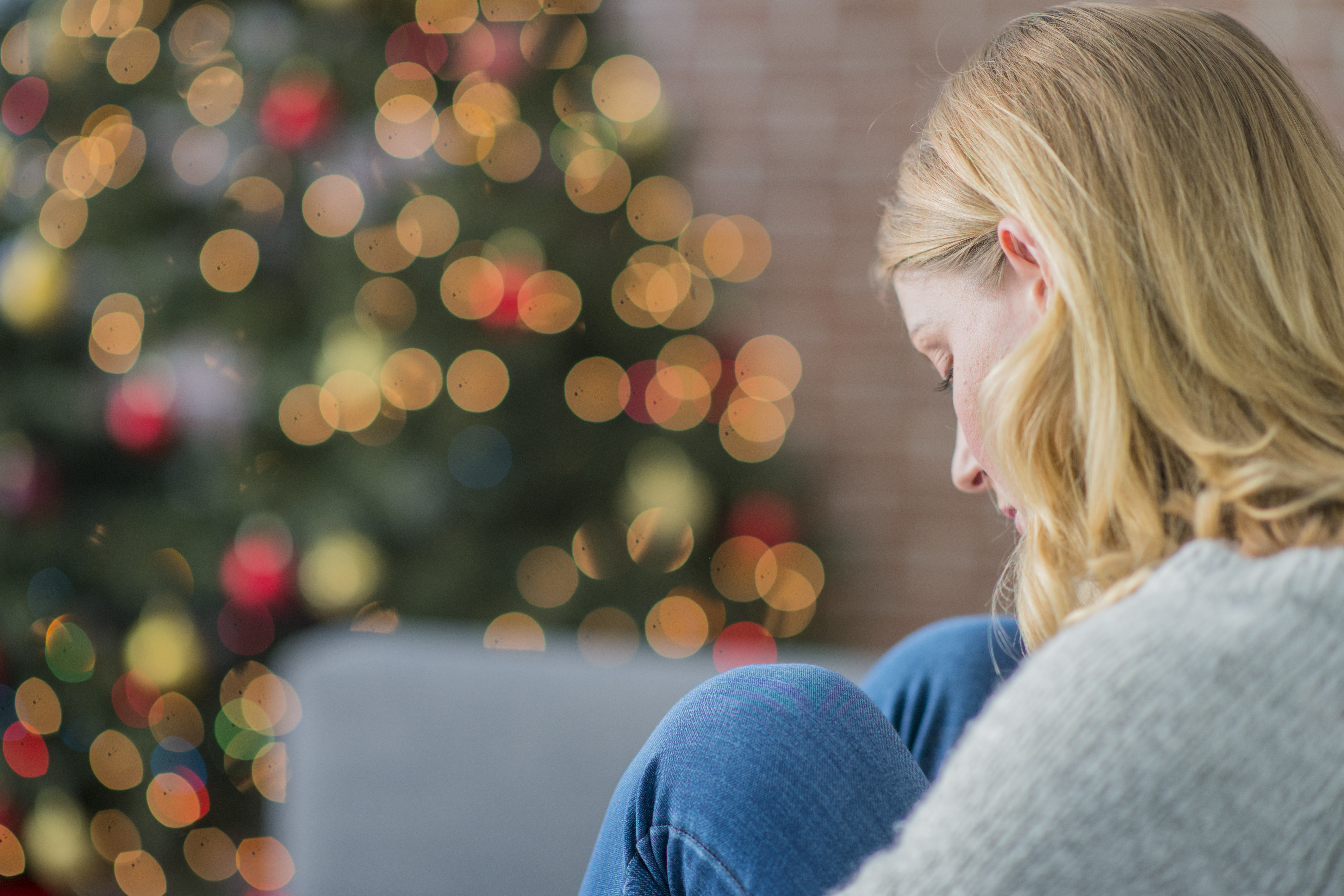 6 People On How They Cope With Grief At Christmas | HuffPost UK Life