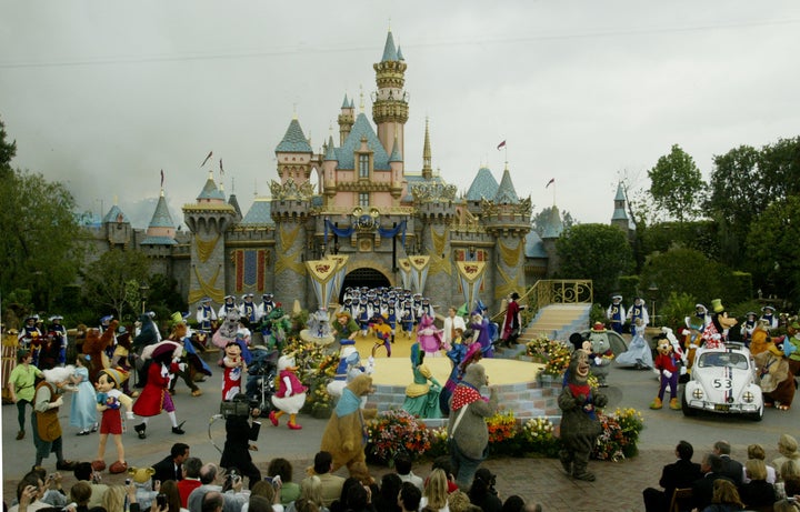 An outbreak of Legionnaires' disease hit Disneyland in California last month, leading the park to close down two cooling towers.