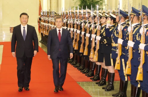 Xi, Moon agree on 'principles' to solve nuke crisis with N. Korea