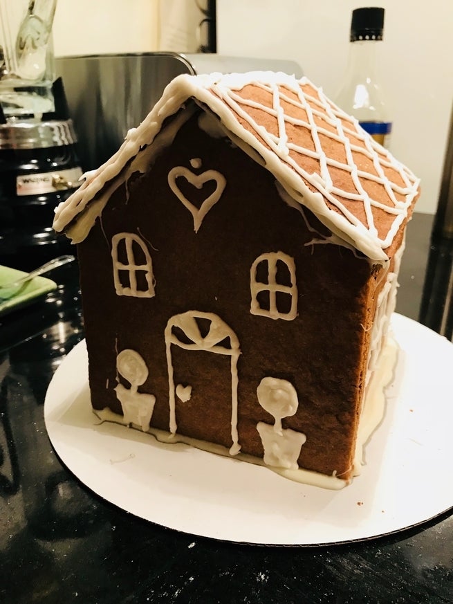 We found that a dramatic lighting filter really improved the gingerbread house's look.