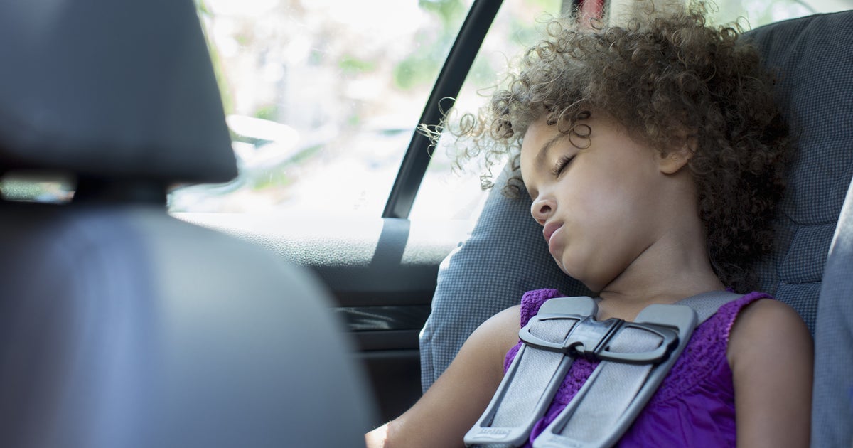 Mums Discuss Leaving Kids In The Car While Paying For Petrol: Is It ...