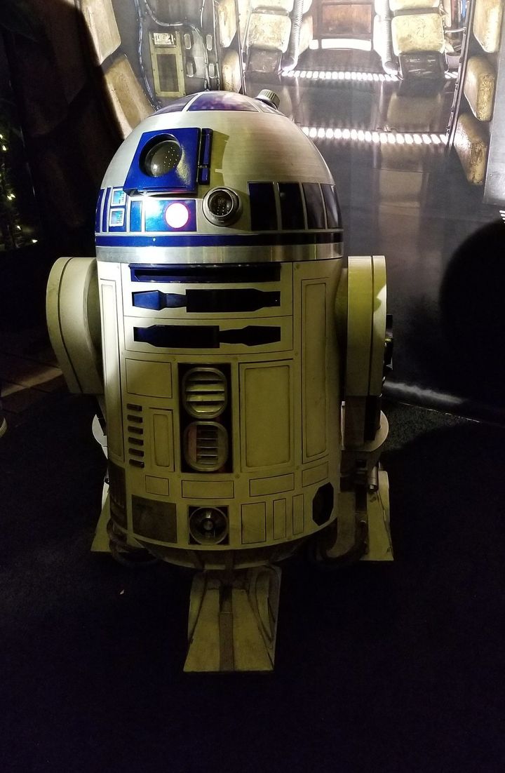 R2D2 at the Nissan Star Wars Hollywood Roosevelt Rooftop After-Party