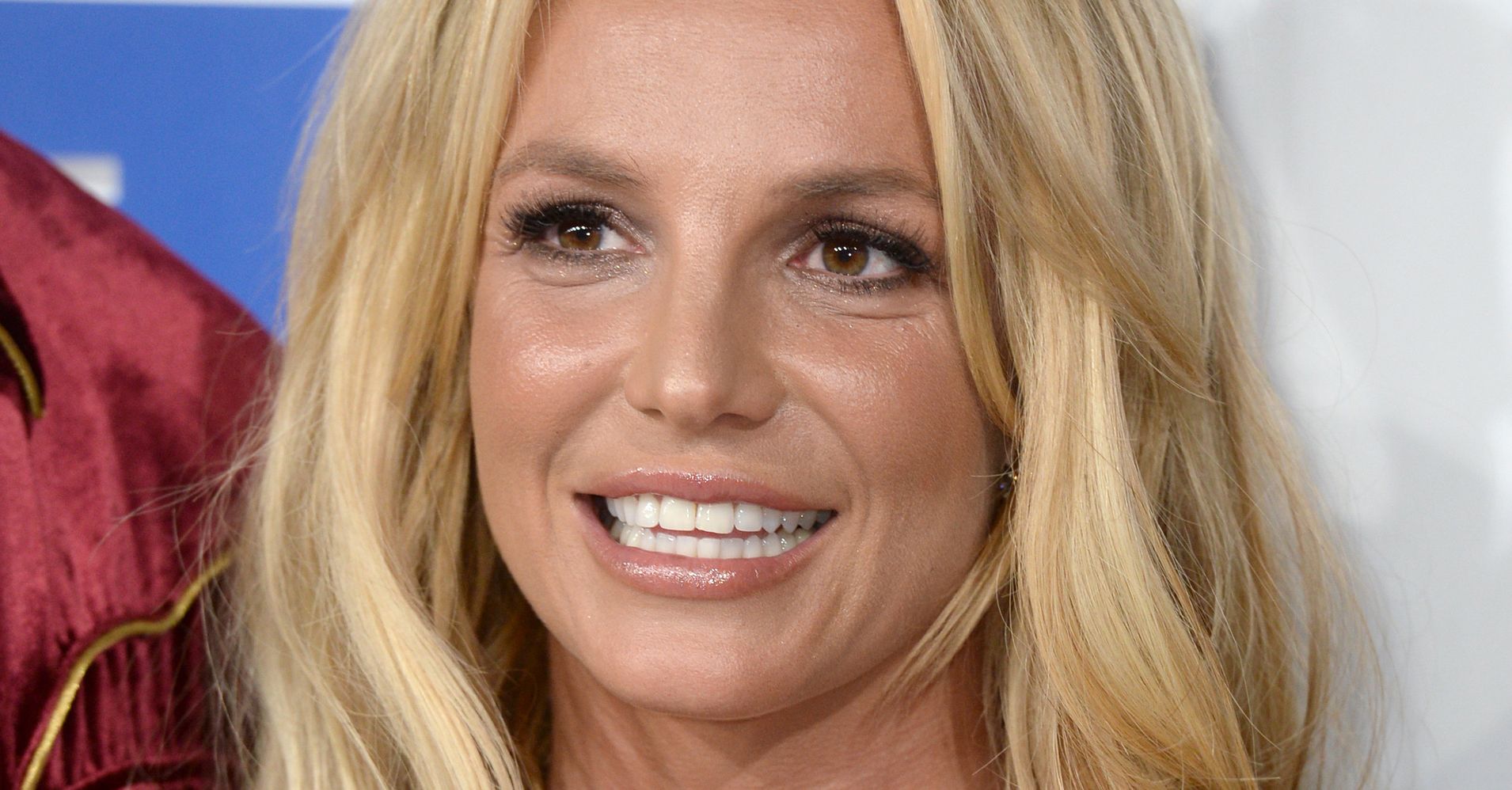 Britney Spears Wears Slogan T-Shirt In Support Of Dreamers | HuffPost