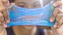 10 Easy Steps To Make Slime (Without Borax) With Your Kids