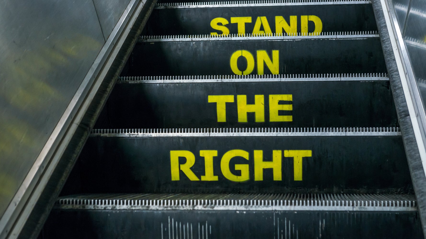 Мотоподкат задний pro crazy iron. Stand right. Фото директора из балди. Left standing. Stand right.