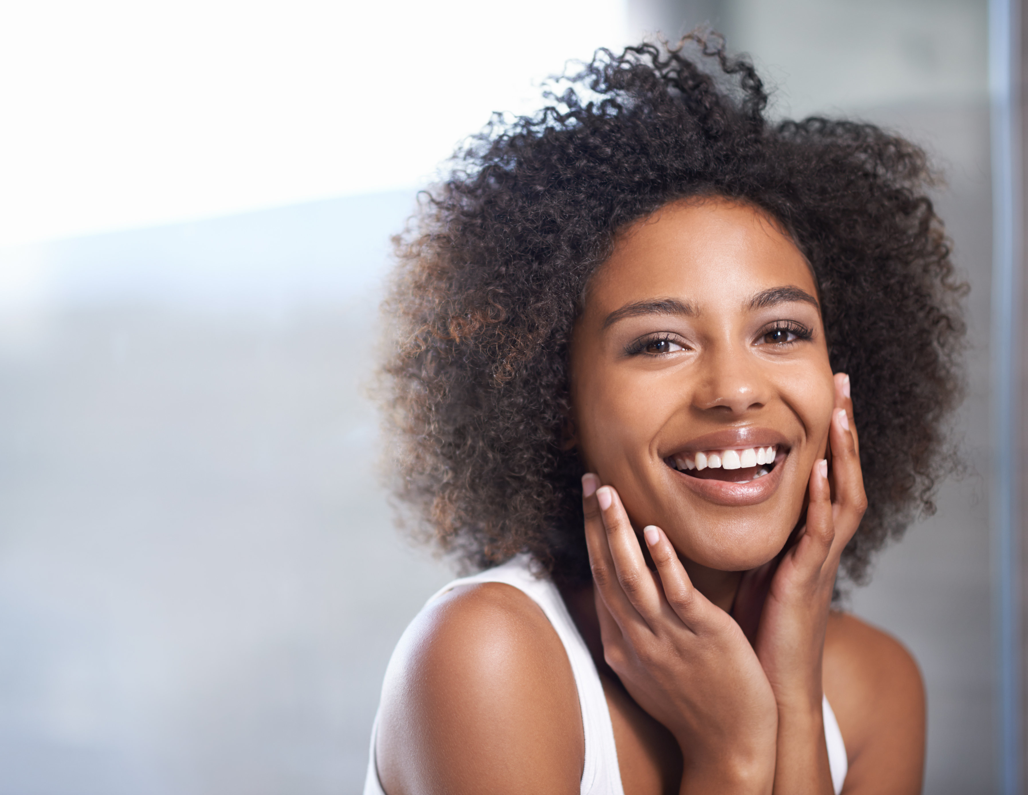 How To Get The No-Makeup Look On Dark Skin Beauty Products To Try HuffPost UK Style image photo