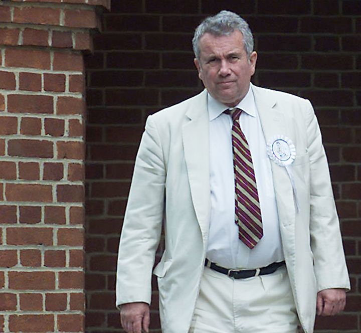 <strong>Martin Bell was the former independent MP for Tatton and earned the nickname of 'the man in the white suit' </strong>