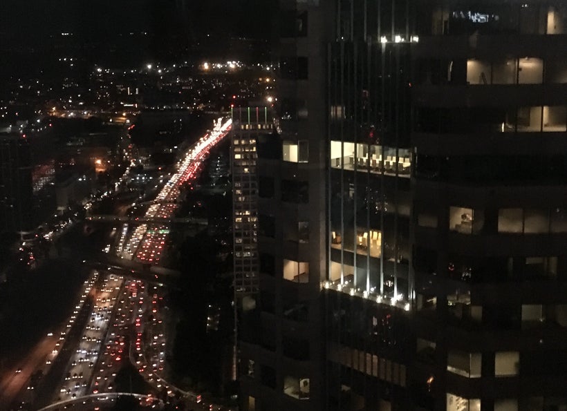 US 101 on the left, jammed with cars in both directionsllk