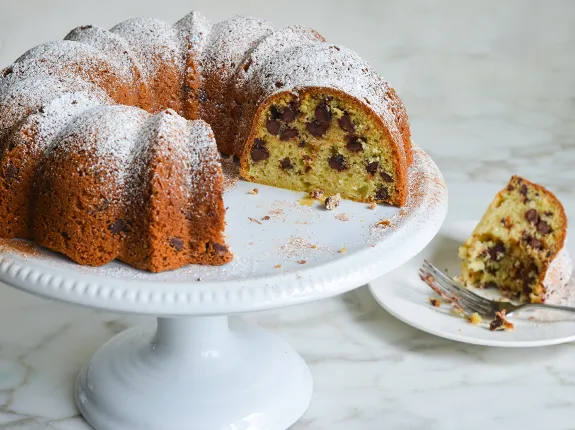 Bringing Back the Bundt Pan: Everyday Coffee Cake - Comfortably Domestic