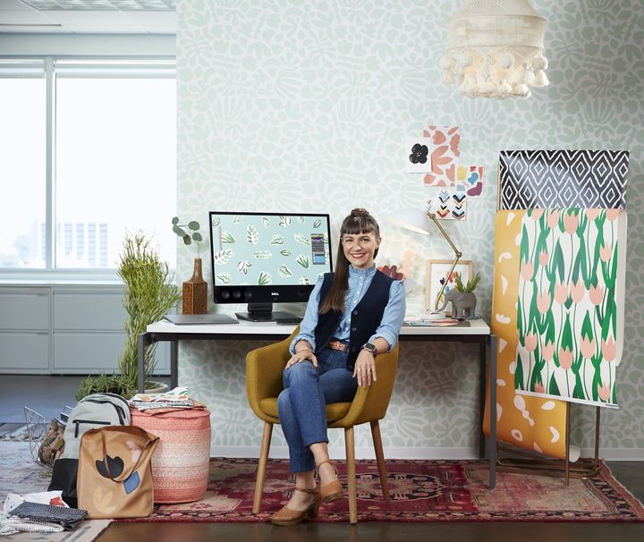Kate Zaremba, founder of the Kate Zaremba Company, creates custom wallpaper on her Dell Precision AIO. 