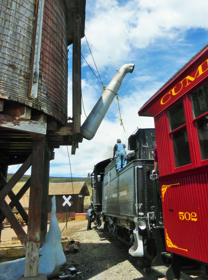 <p>Taking on water at Osier Station</p>