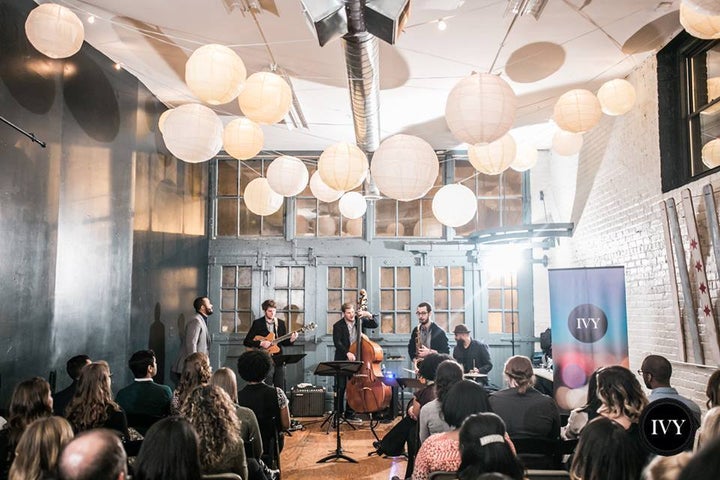 <p>IVY Jazz Lab in Chicago featuring Quentin Coaxum</p>