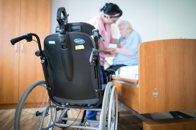 Katastrophale Zustände: Laut einer Studie müssen sich Krankenschwes­tern in Deutschland im Schnitt um 13 Patienten gleichzeitig kümmern