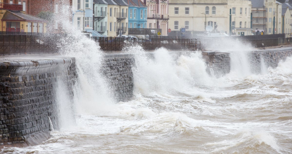 Extreme UK Weather Patterns Could Be A Direct Result Of Warming In The ...