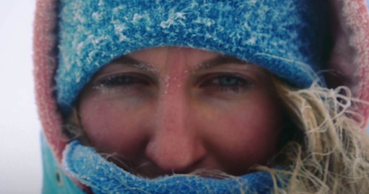 6 Tips For Dry Winter Skin Huffpost Videos 