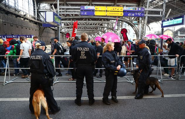 Polizisten am Hamburger Hauptbahnhof während des G20-Gipfels im Juli.