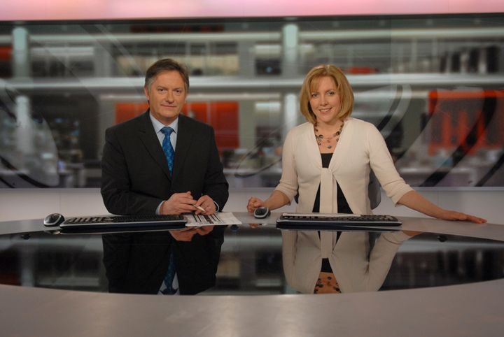 Carrie Gracie with BBC News colleague Simon McCoy in 2008.