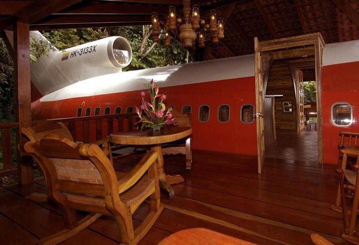 Costa Verde's 727 Fuselage suite