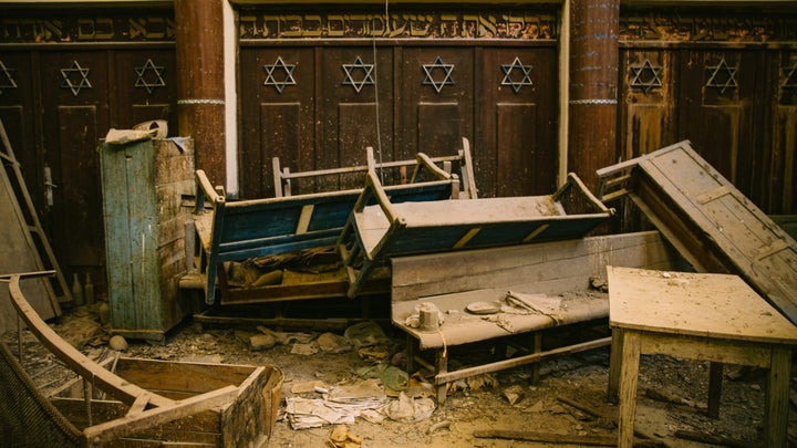 <p>A Tunisian synagogue visited in Margaux Fitoussi and Mo Scarpelli’s short “El Hara,” a tribute to the memories of the author Albert Memmi.</p>
