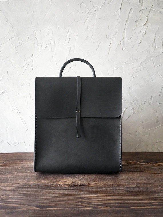 minimalist leather backpack