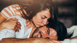 Nueve cosas que hacen las parejas felices sin tener que