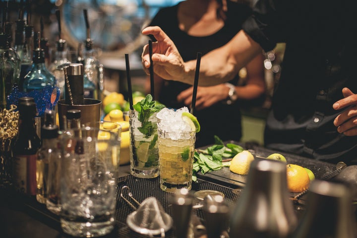 We talked to bartenders about how to stand out as a customer. 