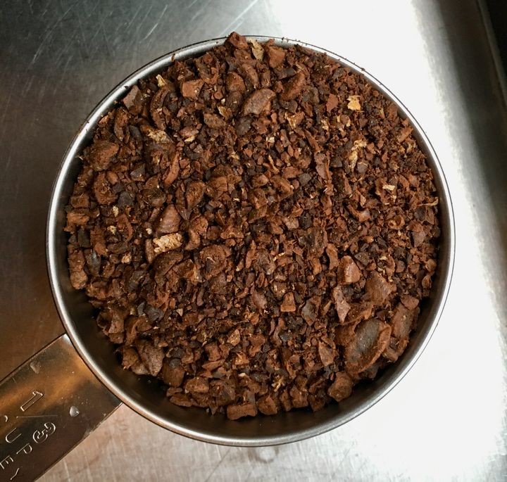 I used 1/3 cup (about 30 g) of coarsely ground coffee