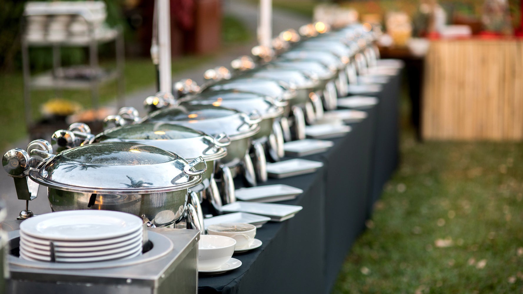 Dining Etiquette How to Navigate a Buffet Line HuffPost Contributor