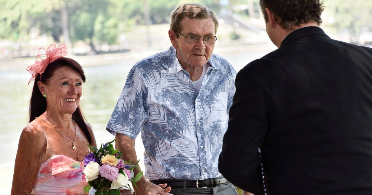 Couple Renews Wedding Vows After Husband With Alzheimer’s Disease