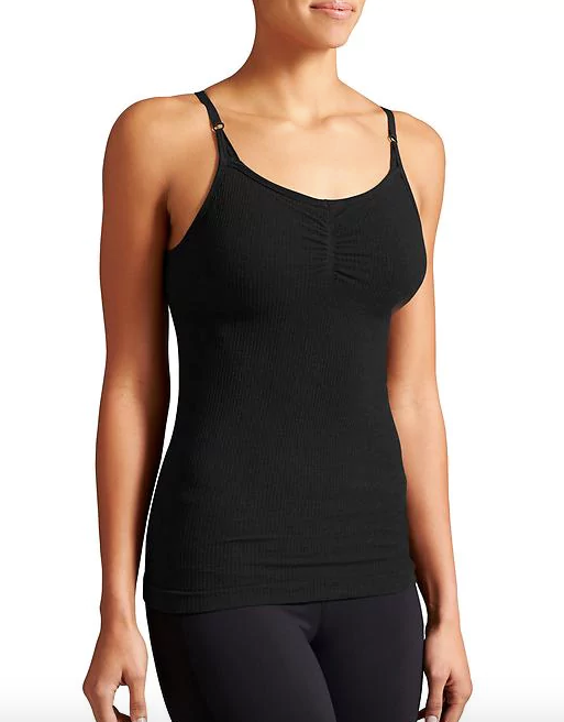 15 Reddit-Recommended Yoga Tops That Don't Ride Up