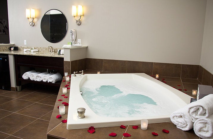 The two-person jacuzzi tub of the <a href="https://www.tripadvisor.com/Hotel_Review-g50838-d308614-Reviews-Belamere_Suites-Perrysburg_Ohio.html" target="_blank" role="link" class=" js-entry-link cet-external-link" data-vars-item-name="Belamere Suites Hotel in Perrysburg, Ohio" data-vars-item-type="text" data-vars-unit-name="5a667b09e4b0dc592a0be285" data-vars-unit-type="buzz_body" data-vars-target-content-id="https://www.tripadvisor.com/Hotel_Review-g50838-d308614-Reviews-Belamere_Suites-Perrysburg_Ohio.html" data-vars-target-content-type="url" data-vars-type="web_external_link" data-vars-subunit-name="article_body" data-vars-subunit-type="component" data-vars-position-in-subunit="9">Belamere Suites Hotel in Perrysburg, Ohio</a>, which snagged the top spot for TripAdvisor's best hotel in the U.S. for romance. A night at Belamere Suites averages about <a href="https://www.tripadvisor.com/Hotel_Review-g50838-d308614-Reviews-Belamere_Suites-Perrysburg_Ohio.html" target="_blank" role="link" class=" js-entry-link cet-external-link" data-vars-item-name="$218 a night" data-vars-item-type="text" data-vars-unit-name="5a667b09e4b0dc592a0be285" data-vars-unit-type="buzz_body" data-vars-target-content-id="https://www.tripadvisor.com/Hotel_Review-g50838-d308614-Reviews-Belamere_Suites-Perrysburg_Ohio.html" data-vars-target-content-type="url" data-vars-type="web_external_link" data-vars-subunit-name="article_body" data-vars-subunit-type="component" data-vars-position-in-subunit="10">$218 a night</a>.