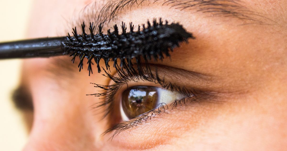 Как парню накрасить ресницы 15 Cruelty-Free Mascaras To Add To Your Beauty Bag HuffPost Life