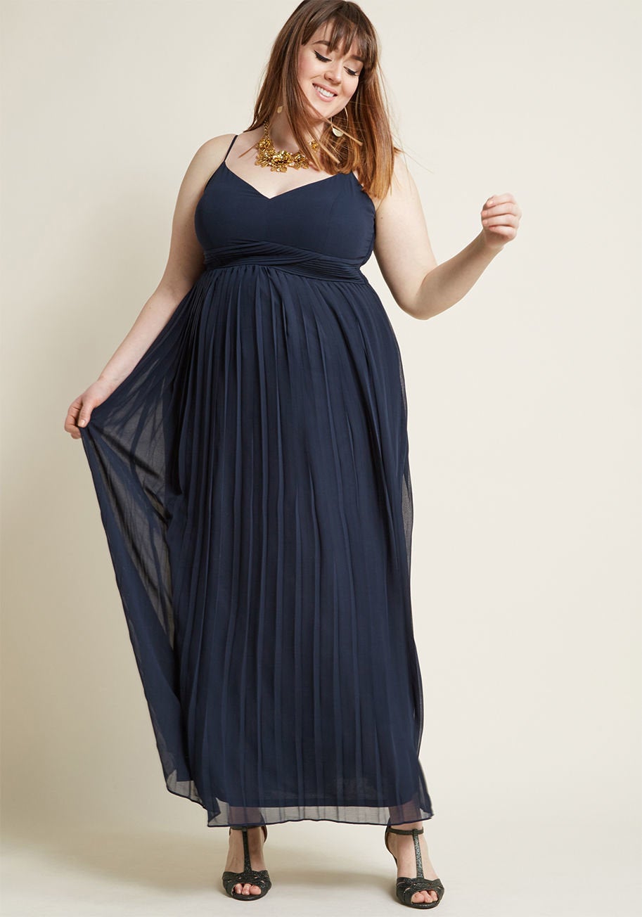 31 Absolutely Stunning Plus Size Prom Dresses Under 150