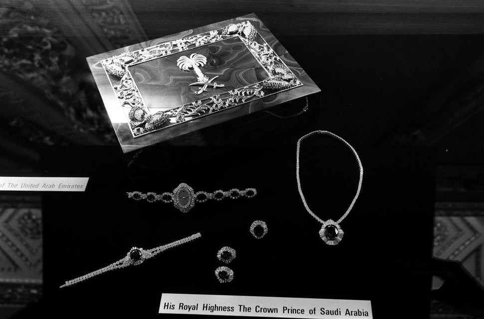 <strong>The jewellery given by the Crown Prince of Saudi Arabia as a wedding gift to the Prince and Princess of Wales</strong>