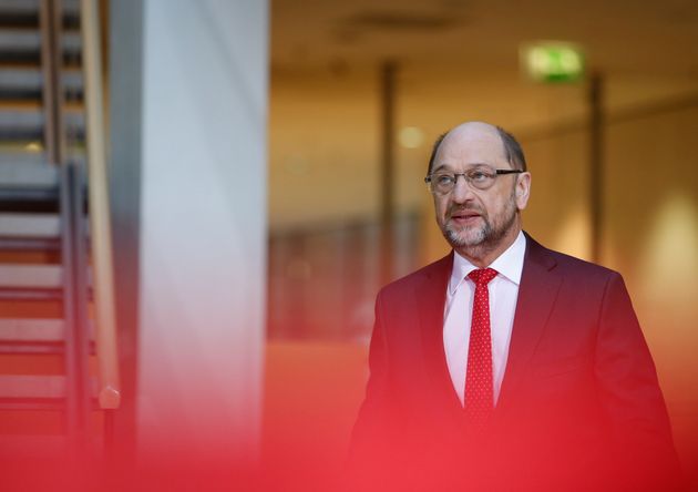 Schulz trifft am Sonntag zu den Gesprächen ein.