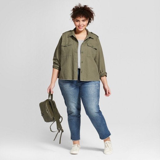 Universal thread outlet military jacket