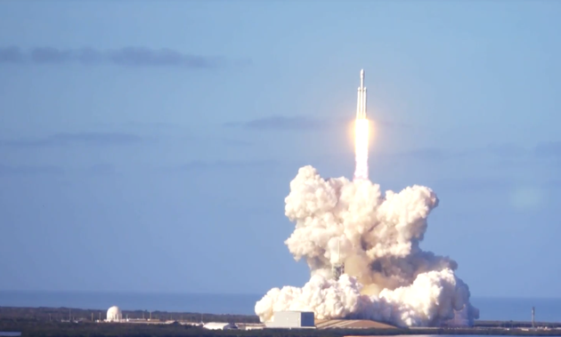 SpaceX Falcon Heavy Rocket Launch