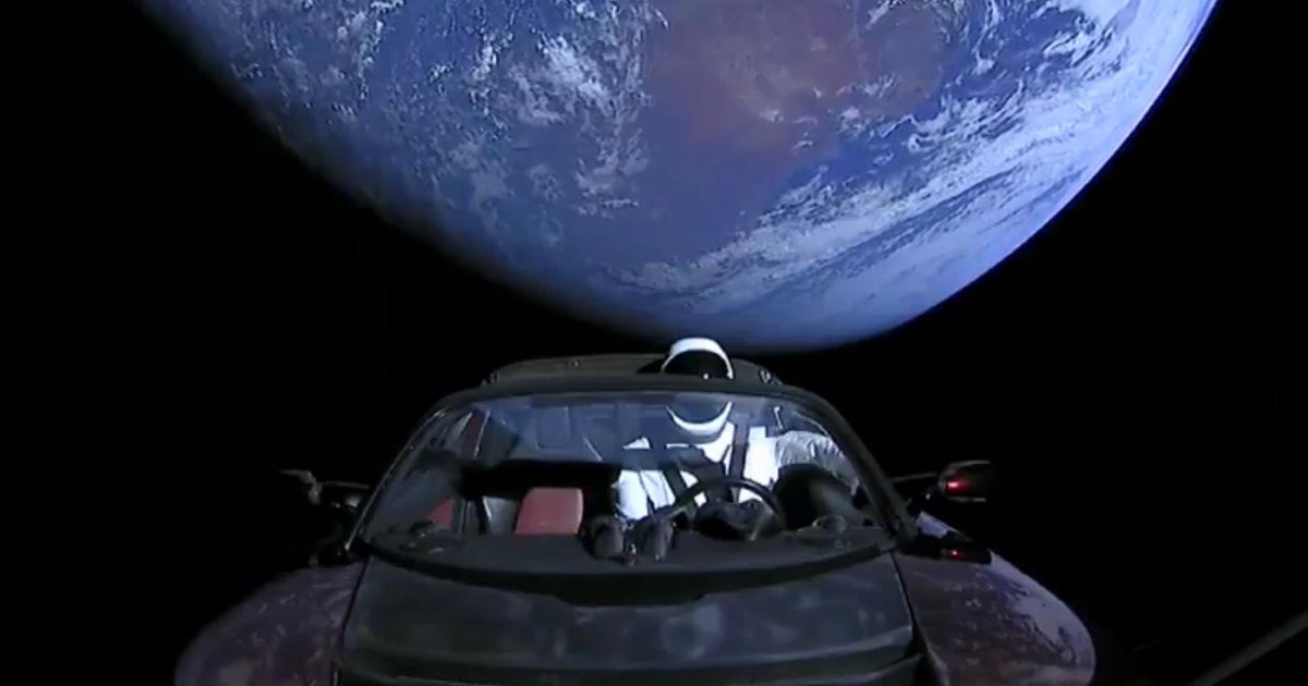 Elon Musk's Car Is Currently Livestreaming Its Journey To Mars