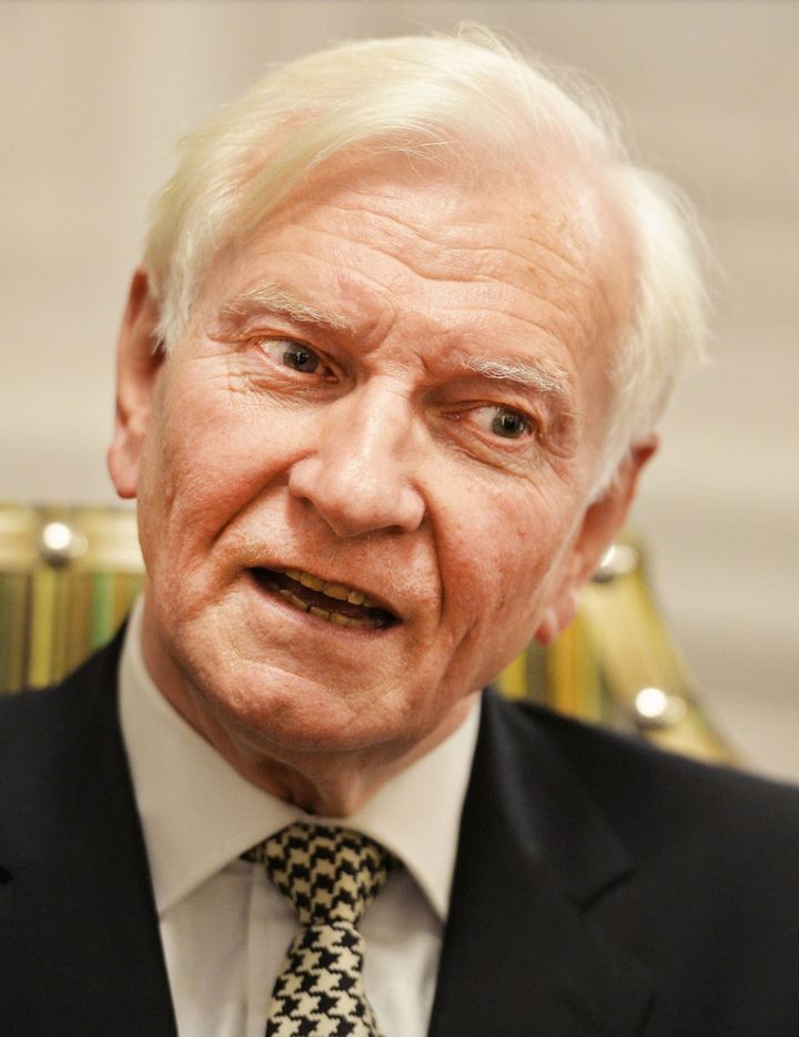 Former Conservative MP Harvey Proctor has called for a review of anonymity for sex abuse victims