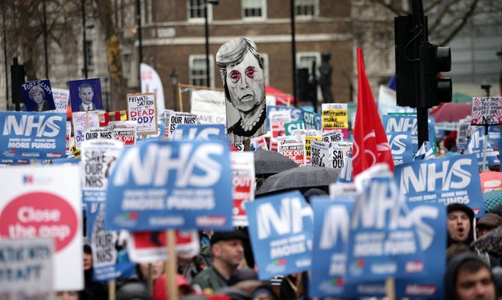 Thousands protested against NHS cuts in London on Saturday