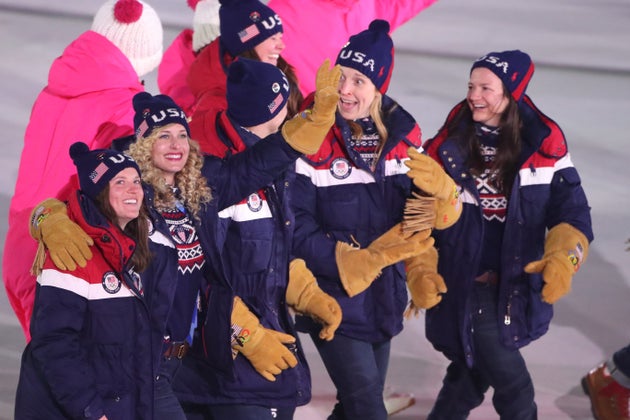Team Usa S Dumb And Dumber Gloves Are Now An Olympic Meme Huffpost Uk