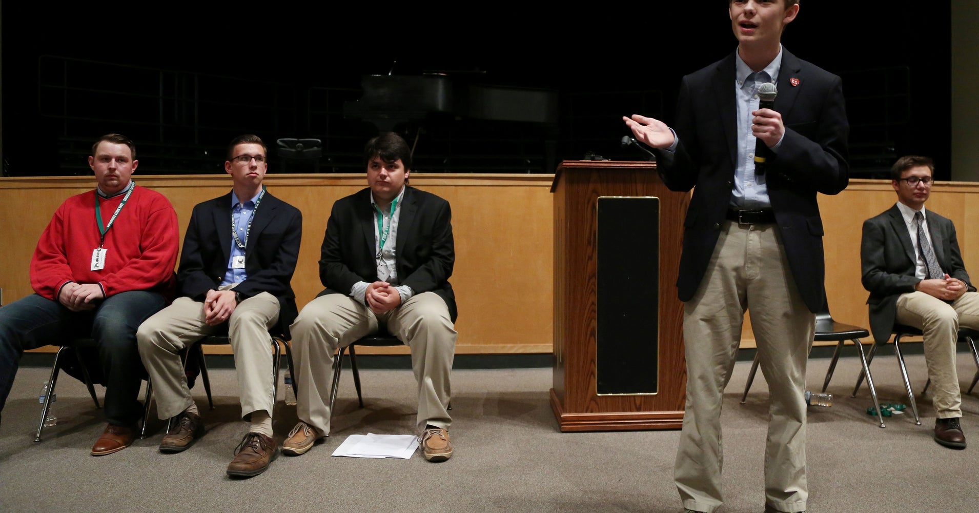 6 Teenagers Are Running For Governor In Kansas And Lawmakers Aren't