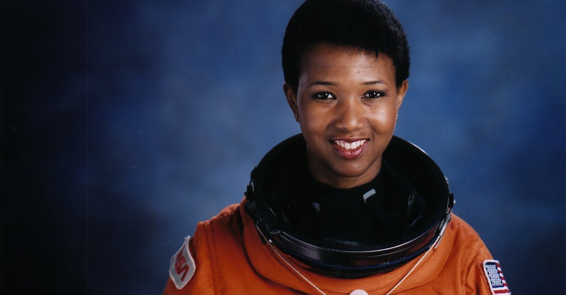 Dr Mae Jemison First Woman Of Color In Space To Give - vrogue.co