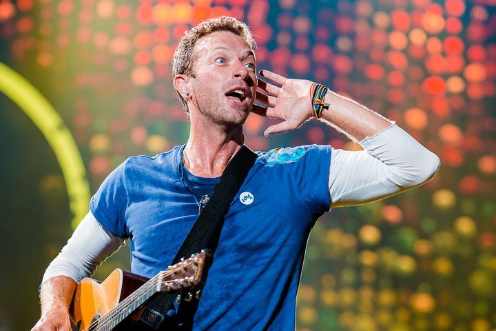 Chris Martin of Coldplay has voiced his support for a proposed law that would extend shared parental leave to the self-employed.
