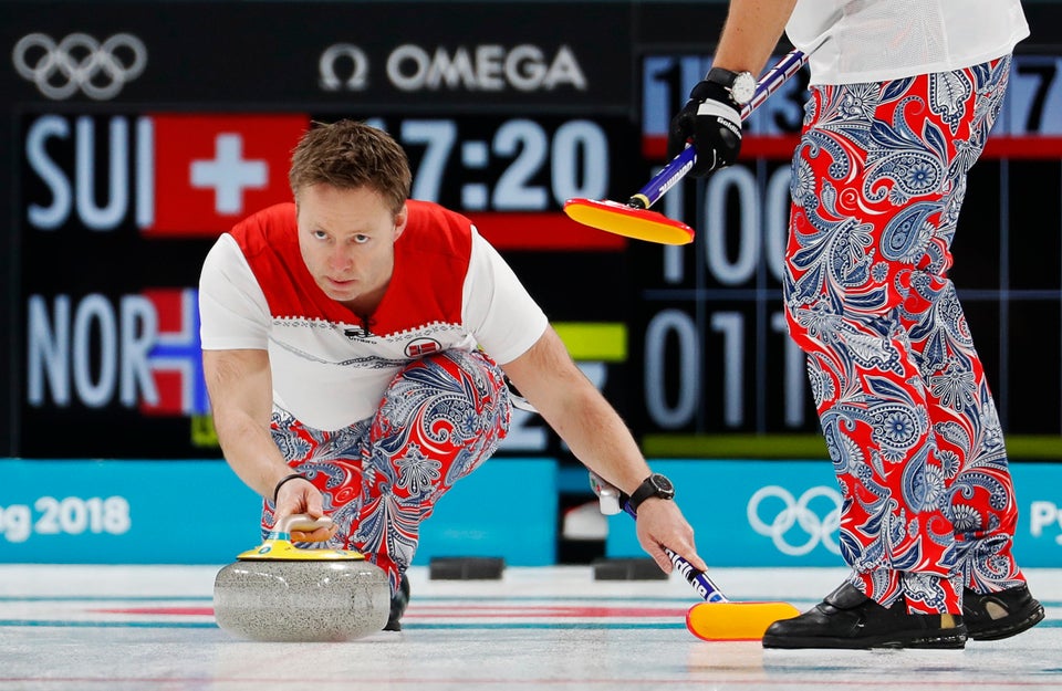 Norway Curling Pants – A Tribute