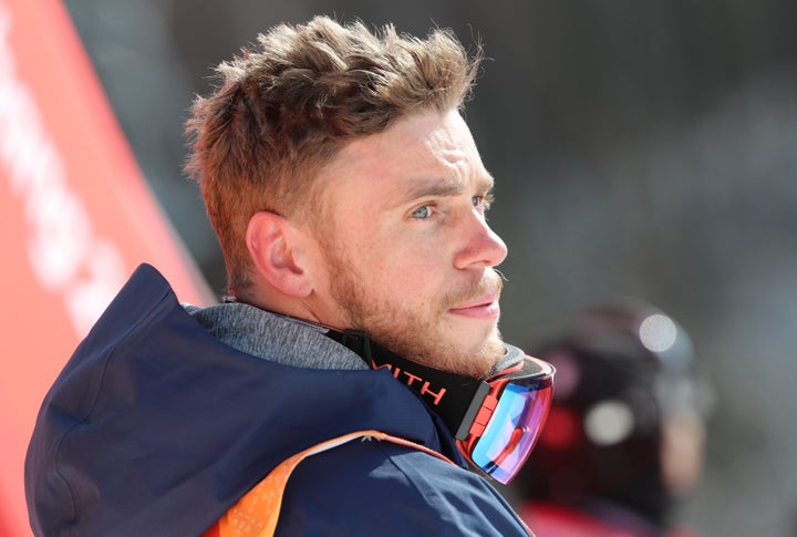 Gus Kenworthy shot down a homophobic Twitter troll.